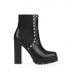 SteveMadden BRISA BLACK Super Platforms
