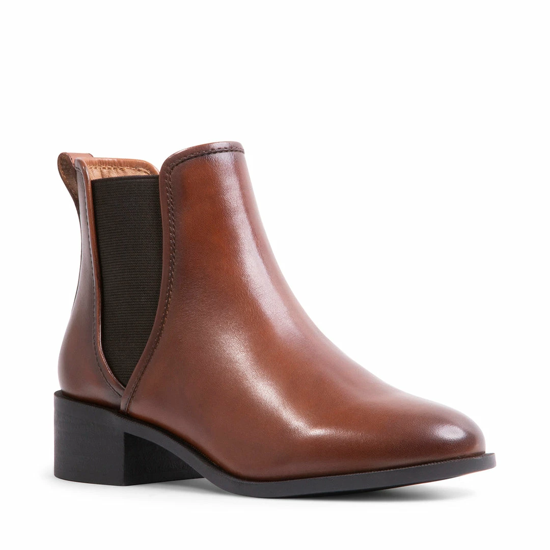 SteveMadden WOMEN'S SHOES DARES BROWN LEATHER