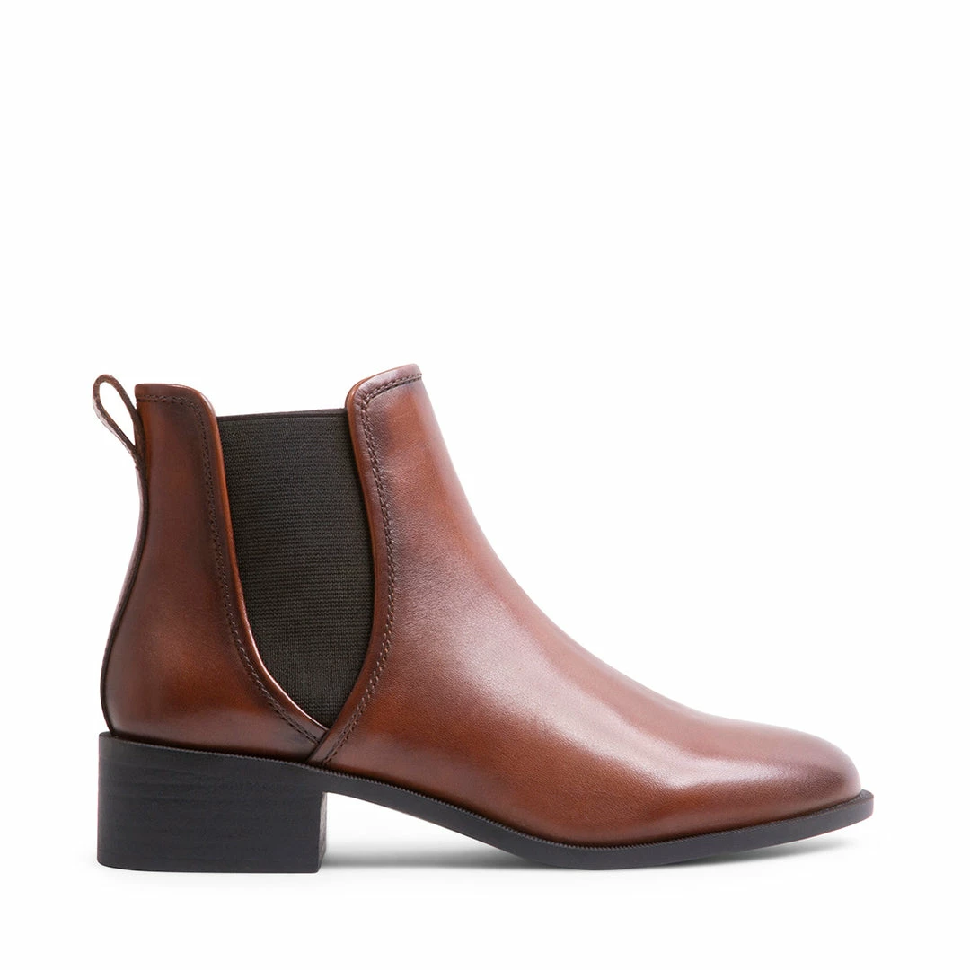 SteveMadden WOMEN'S SHOES DARES BROWN LEATHER