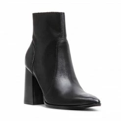 SteveMadden JULINA BLACK LEATHER The Wedding Edit
