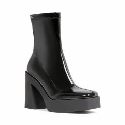 SteveMadden All New MOVE BLACK PATENT