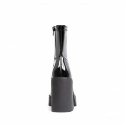 SteveMadden All New MOVE BLACK PATENT