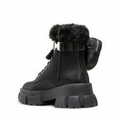 SteveMadden THORA-PF BLACK Super Platforms