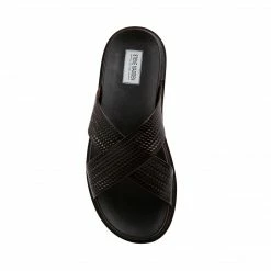 SteveMadden All New DERANO BROWN LEATHER