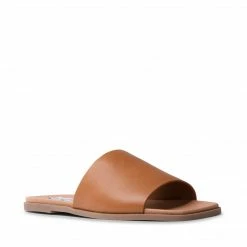 SteveMadden KARRMAA TAN LEATHER
