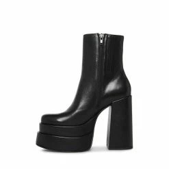 SteveMadden COBRA BLACK LEATHER
