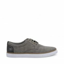 SteveMadden All New GARZA GREY FABRIC