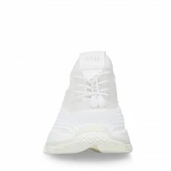 SteveMadden All New MILO WHITE