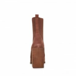 SteveMadden All New TACKLE TAUPE SUEDE