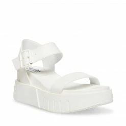 SteveMadden All New PASTRY WHITE