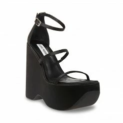 SteveMadden All New VARIA BLACK
